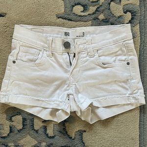 RSQ size 0 white shorts.